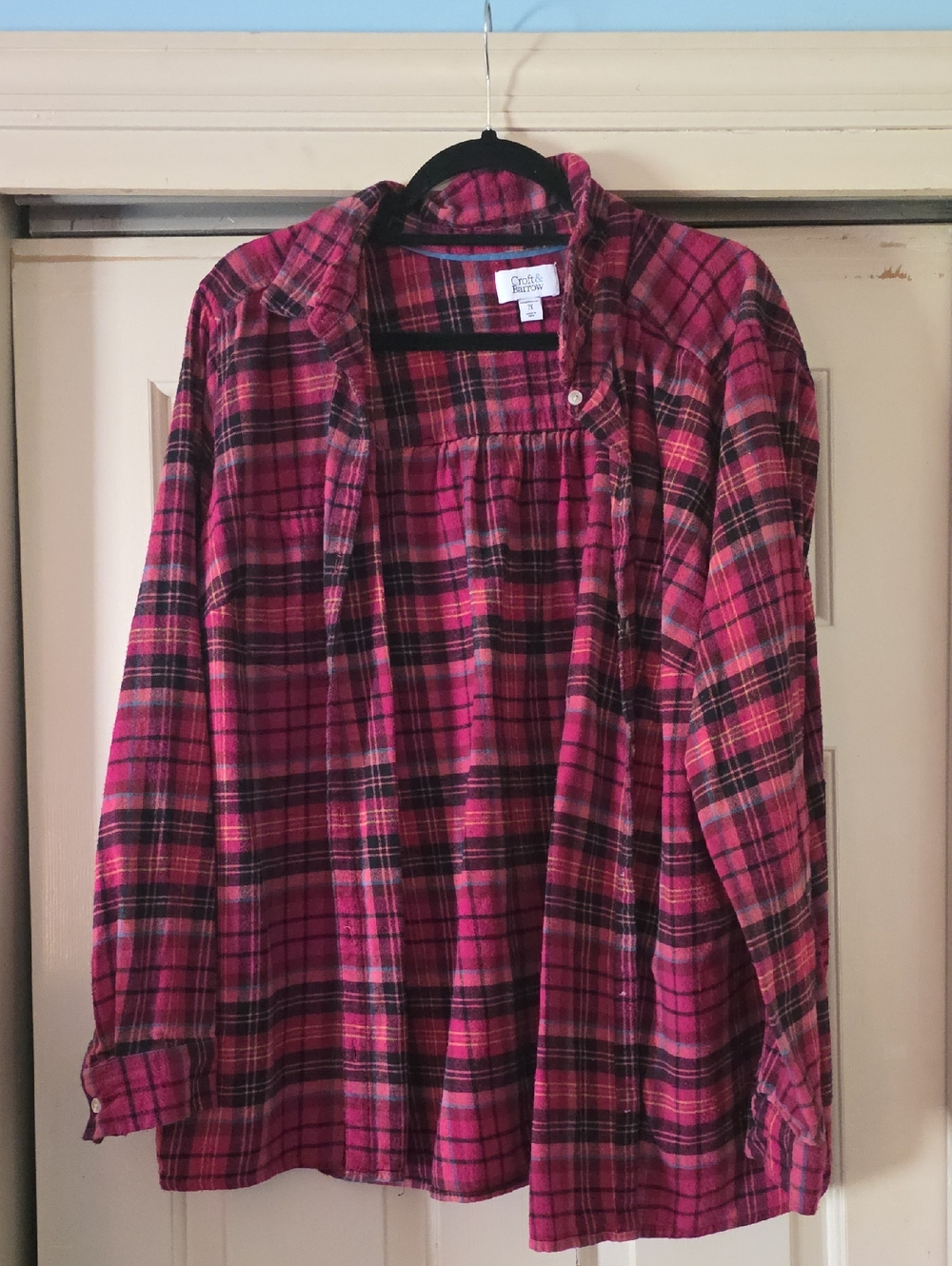 croft & barrow Pink Plaid Button-Front Women’s Top